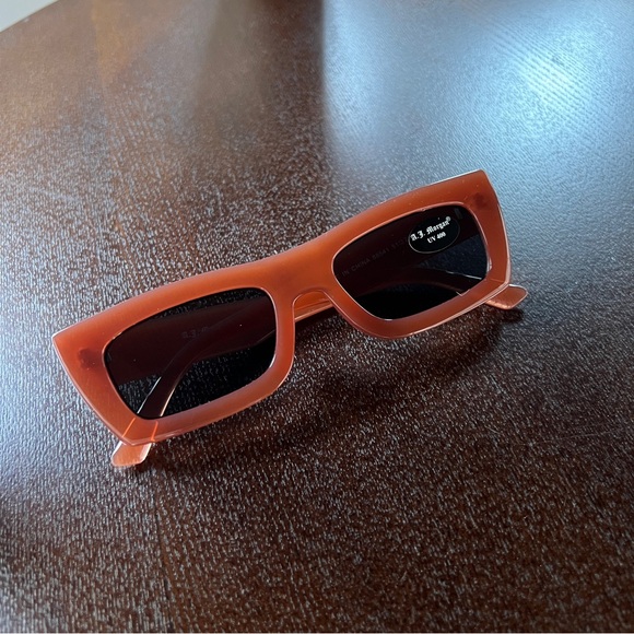 ASOS AJ Morgan brown retro square frame sunglasses - Picture 9 of 9